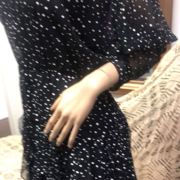 VINTAGE BLACK WITH WHITE POLKA DOT DRESS WITH RUFFLES ON SKIRT ADORABLE SIZE 8 - Picture 8 of 16